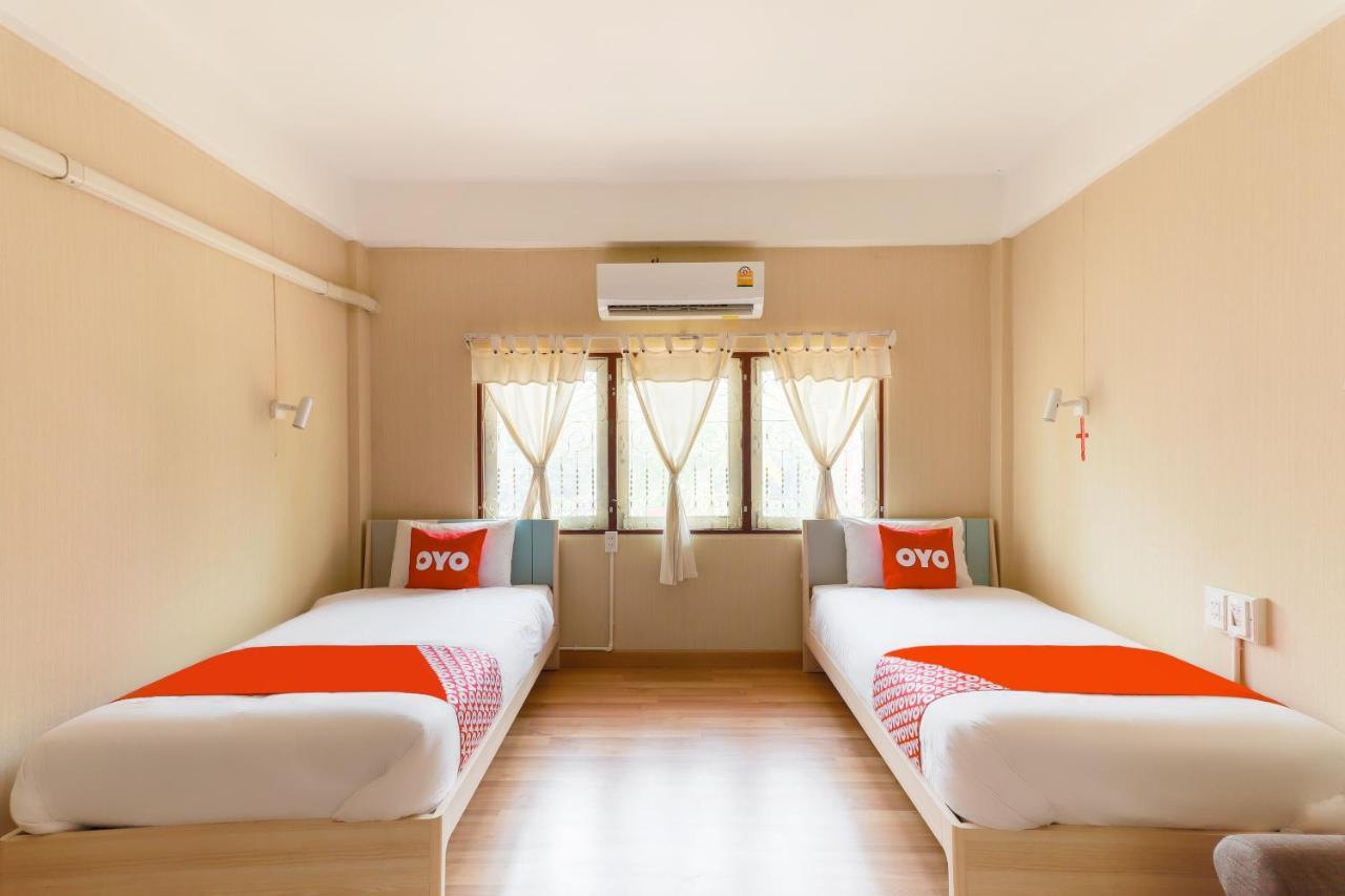 Oyo 743 Sweet Mango Cafe And Hostel 清邁 外观 照片